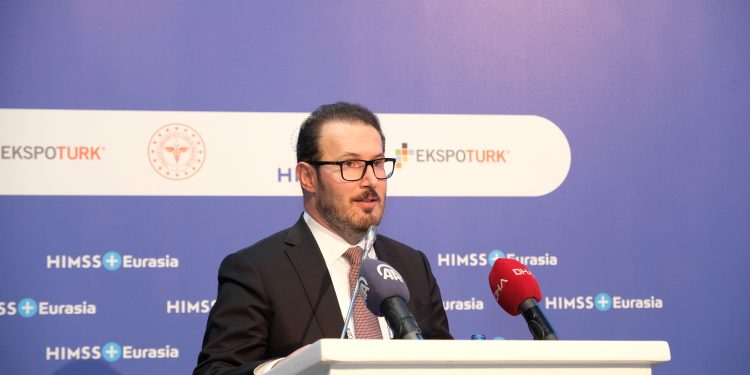 Dr. Şuayip Birinci: “Dijital Sağlığı Geliştiren Ülkelerin Başındayız” 1 Dr. Şuayip Birinci: “Dünyada Dijital Sağlığı Geliştiren Ülkelerin Başındayız”