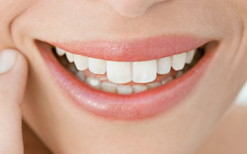 Pek çok kişinin yaşadığı diş gıcırdatma sorunu, cildin daha hızlı yaşlanmasına sebep oluyor,