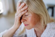 Migren atakları sırasında pek çok kişi bulantı ve kusma sorunları da yaşıyor. Peki, migren sırasında neden bulantı oluyor?