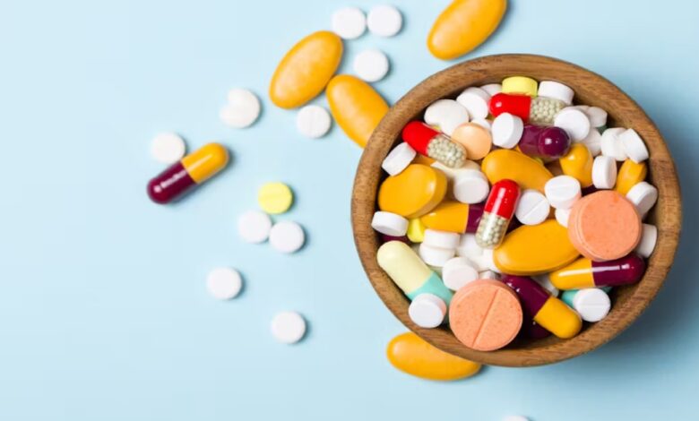 Reçetesiz satılan ilaçlarda ciddi bir yükseliş mevcut. Peki, OTC ilaçlar toplum sağlığını etkiliyor?