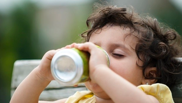 Bilinçsizce tüketilen bazı gıdalar ve içecekler çocukların beyin sağlığını olumsuz etkiliyor. İşte, çocukların kesinlikle uzak kalması gereken o içecek...