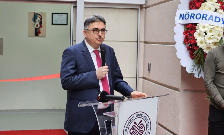 İstanbul Üniversitesi İstanbul Tıp Fakültesi’nde beyin cerrahisinde kullanılan gamma knife ünitesinin açılışı düzenlenen törenle gerçekleştirildi.