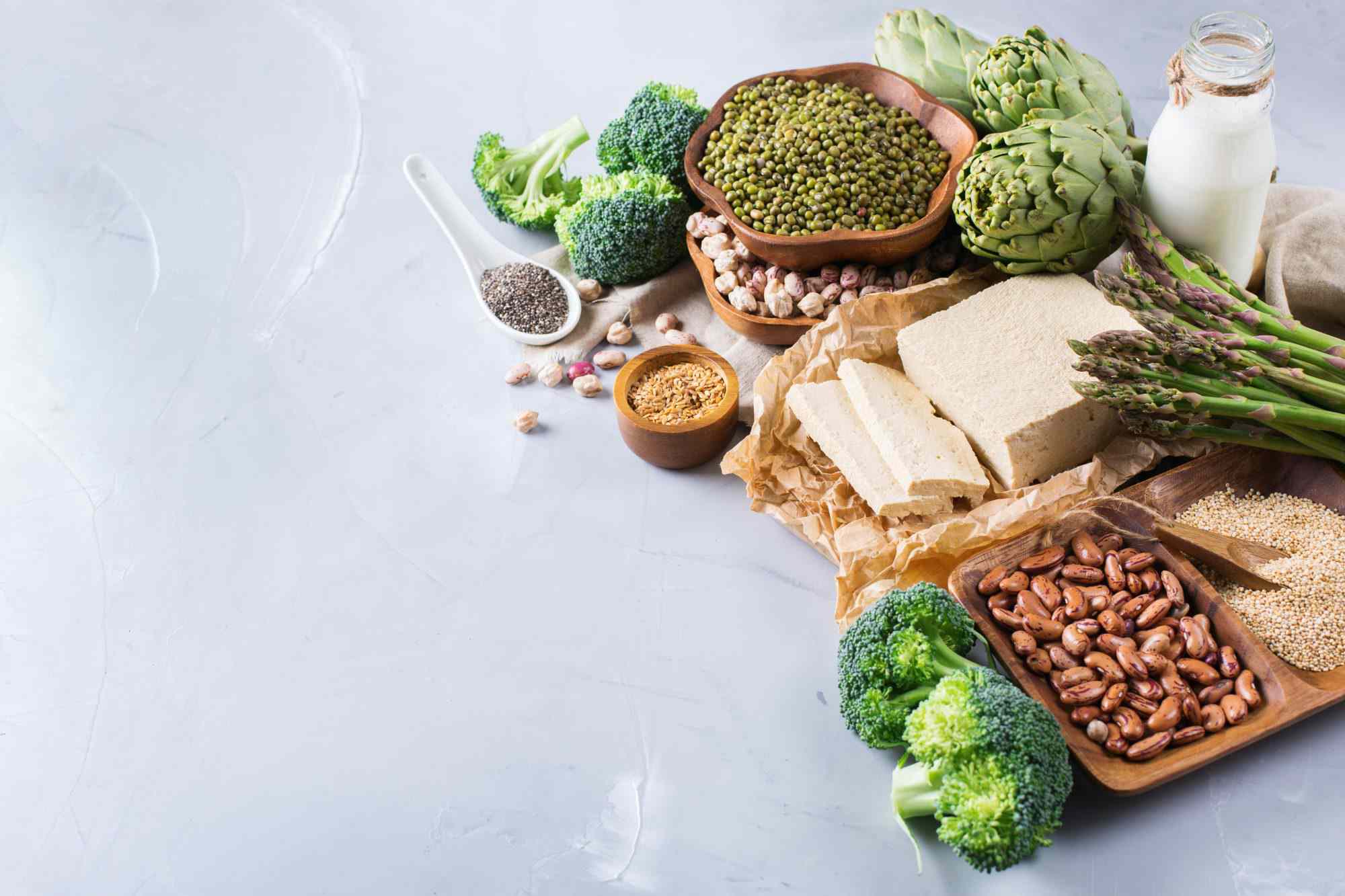 Vegan beslenme popüler hale geldi. Bu sebeple pek çok kişi vegan ürünleri araştırıyor. İşte, iştahınızı kapatacak 21 vegan protein...