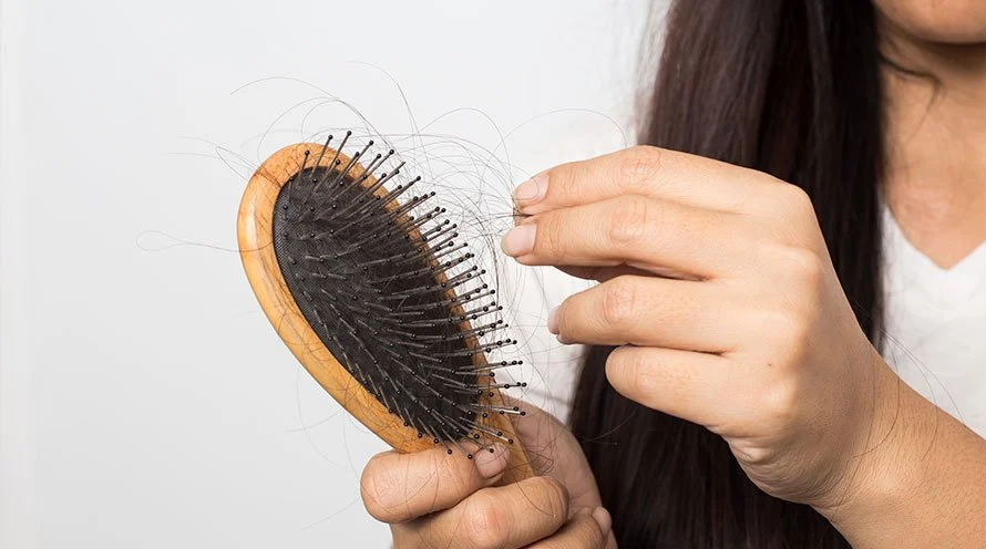Tüketilen bazı besinler saçları güçlendirip dökülmesini önleyebiliyor. İşte, saç dökülmesine karşı en etkili 5 besin...