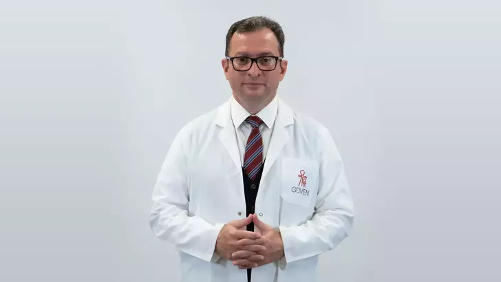 Nefroloji Uzmanı Prof. Dr. Tayfun Eyileten, Türkiye’de yaklaşık her 3 kişiden birinin hipertansiyon hastalığıyla mücadele etiğini söyledi.