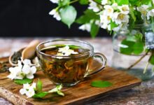 Yasemin, kokusuyla büyüleyen tadıyla damakları şenlendiren faydalı bitkilerden biridir. İşte, yasemin çayının sağlığa faydaları...