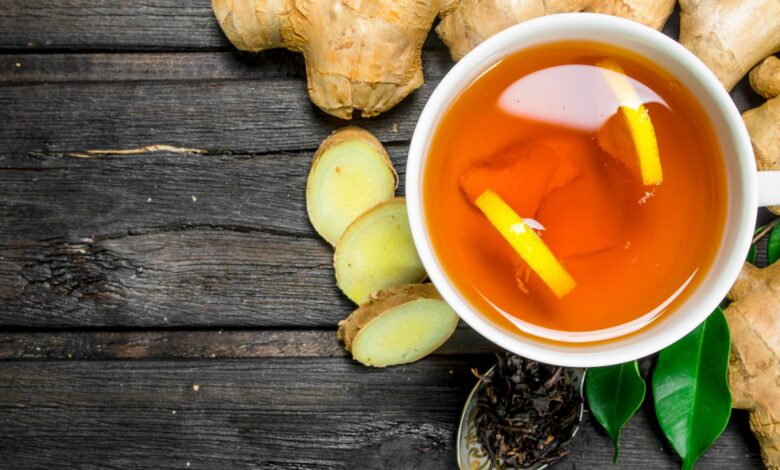 Düzenli olarak zencefil çayı tüketmenin 5 faydası 1 Kış mevsiminde sıklıkla tüketilen zencefil sağlık için faydalıdır. Peki, her gün bir fincan zencefil çayı içildiğinde vücuda ne gibi faydaları olur?