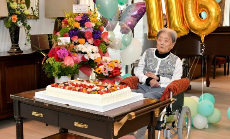 Japonya'da 100 yaş üstü nüfus 100 bine yaklaştı 1 Japonya'da 100 yaş üstü nüfus 100 bine yaklaştı