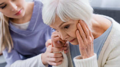 Royal Society Open Biology dergisinde yayımlanan yeni bir araştırma, Alzheimer hastalığının mekanik nedenlerine dair önemli bulgular sundu.