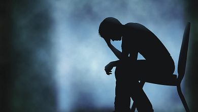 Sadece “üzüntü” ile sınırlı sanılan depresyon, fiziksel ağrılardan bağırsak sağlığına kadar birçok farklı alanda kendini gösterebilen karmaşık bir durum.