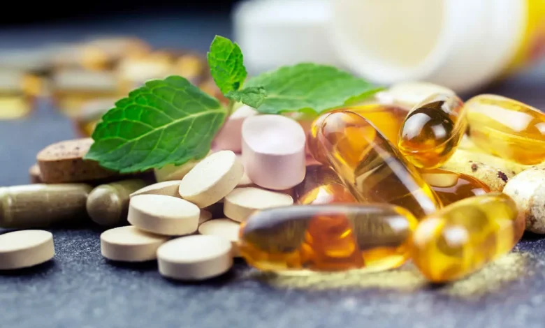 Erkek ve kadın multivitaminleri arasındaki farklar: Hangisi kime uygun? 1 Multivitaminler birçok kişinin günlük beslenmesini desteklemek için tercih ettiği takviyeler arasında yer alıyor.