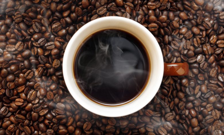 Yaşlılarda kahve tüketimi kronik ağrıyı artırıyor 1 Polonya’da iki yıl süren araştırma, kahve tüketimini artıran yaşlılarda kronik ağrı şiddetinin yükseldiğini kanıtladı