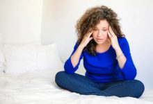 Yeni bulgular menopozun hafıza, düşünme hızı ve beyin yapısı üzerinde uzun vadeli etkiler bırakabileceğini ortaya koyuyor.