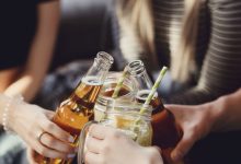 Hafta içi alkol almayıp tüm içkiyi hafta sonuna bırakanlarda karaciğer riski küçümsendiğinden daha büyük olabilir.