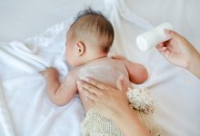 Johnson & Johnson, talk bazlı pudralarının kansere yol açtığı iddiasıyla açılan on binlerce davayı sonuçlandırmak için yeni bir uzlaşma teklifi sundu